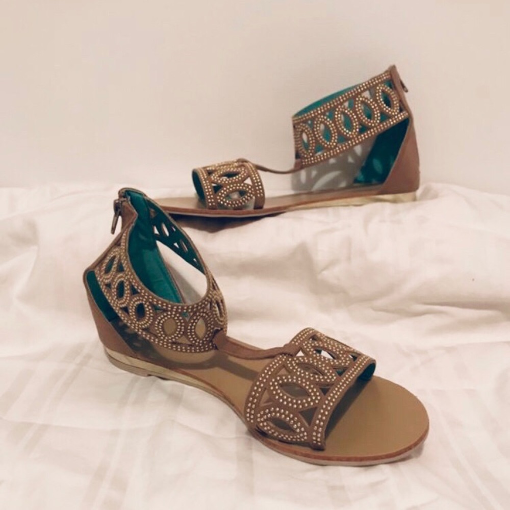🏆Host Pick! Henry Ferrera Sandals - Picture 5 of 5